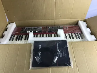 Nord Electro 6D / Yamaha Tyros 5