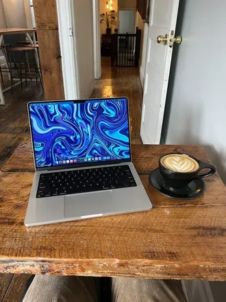 MacBook Pro M4 1TB/16GB RAM