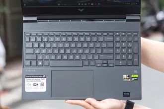 Hp Victus Ryzen7/RTX4060 8GB