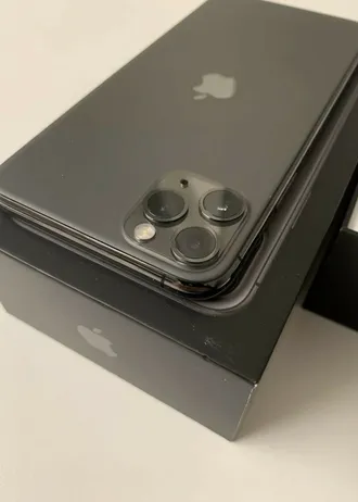 NEW & UNLOCKED Apple iPhone 11 Pro Max