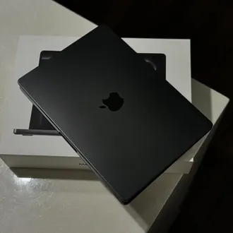 Nonactive MacBook Pro 14