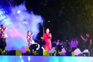 Fotoreportaž: Akon, Dr.Alban, Emin we beýleki daşary ýurtly ýyldyzlaryň gatnaşmagynda baýramçylyk konserti