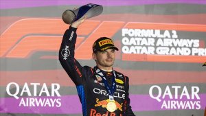 Formula 1'de 2024 sezonunun 23. yarışı olan Katar Grand Prix'sini, Max Verstappen kazandı