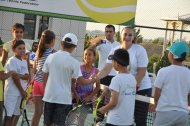 Fotoreportaž: Aşgabatda halkara tennis ýaryşynyň açylyş dabarasy boldy