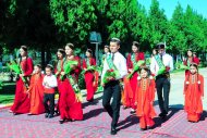 Farewell to school: last bell rang for graduates in Turkmenistan