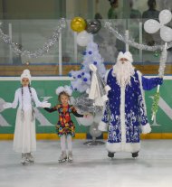 Ледовое шоу с участием юных фигуристов покорило зрителей в Ашхабаде