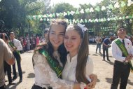 Farewell to school: last bell rang for graduates in Turkmenistan