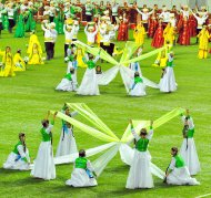 Türkmenistanyň Garaşsyzlygynyň 26 ýyllygyna bagyşlanyp «Aşgabat» stadionynda geçirilen dabaradan fotoreportaž