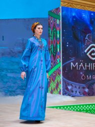 Turkmen fashion and products of entrepreneurs at the last exhibition UIET-2024