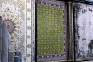 Photoreport: a wide variety of carpets in the 