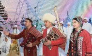 New Year's lights were solemnly lit on the main tree of Turkmenistan