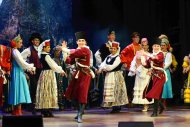 Fotoreportaž: Kazanyň W.I.Lenin adyndaky medeni-dynç alyş toplumynda bilelikdäki türkmen-tatar konserti boldy