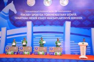 Awazada halkara sport ýaryşlarynda üstünliklli çykyş eden türgenleri gutladylar