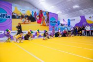 KidsExpo: Marathon of fast crawling babies