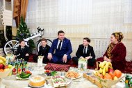 Фоторепортаж: Президент Туркменистана исполнил новогоднюю мечту 11-летнего мальчика