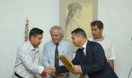 Personal exhibition of works by artists Yarmammedovs in Ashgabat