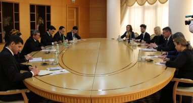 Turkmenistan Foreign Minister Discusses Cooperation Prospects with EU Representative