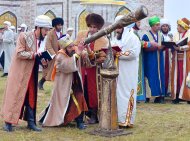 Fotoreportaž: Türkmenistanda Halkara Nowruz baýramy giňden bellenildi