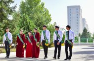 Фоторепортаж: Во всех школах Туркменистана прозвенел «Последний звонок»