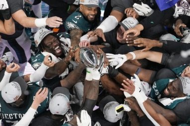 NFL'de şampiyon Philadelphia Eagles oldu