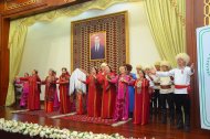 Awazada «Folklor döredijiliginiň we halk tansynyň dessurlaryň» atly halkara ylmy amala maslahaty geçirildi