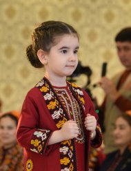 A show of women's clothing from leading national designers took place at the Ashgabat Fashion House