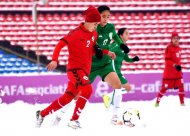 Fotoreportaž: Türkmenistanyň futbol boýunça zenanlar olimpiýa ýygyndysy CAFA ― 2019 (U-23) ýaryşynda