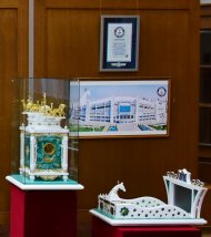 Photoreport: Exhibition at the State Museum dedicated to the day of Ashgabat