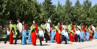 Fotoreportaž: Türkmenistanyň mekdeplerinde «Soňky jaň» dabaralary geçirildi