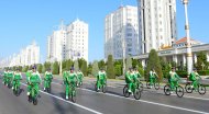 Photoreport from the mass bike ride in Ashgabat on the occasion of the World Bicycle Day