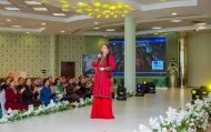 A show of women's clothing from leading national designers took place at the Ashgabat Fashion House