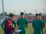 Photoreport: BAE-de Türkmenistanyň futbol toparynyň türgenleşik lagerleri