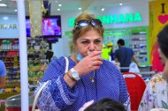 Fotoreport: Tasting of TERi Foods products in the Bagtyyarlyk shopping center