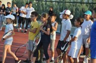 Fotoreportaž: Aşgabatda halkara tennis ýaryşynyň açylyş dabarasy boldy