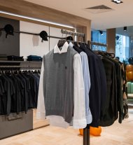 The Arkach Business Center has been replenished with a fashion boutique: Fabi, Moreschi, Paul & Shark and Zegna are now available in one place