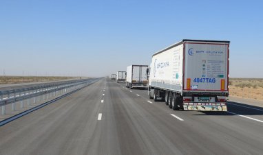 Türkmenistanda halkara ýük daşamak üçin sürüjileri taýýarlamak boýunça kurslar başlanýar