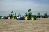 Photo report: cotton sowing has begun in four velayats of Turkmenistan