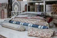 Photoreport: a wide variety of carpets in the 