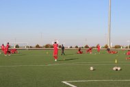 Photo report: DPR Korea football team training in Ashgabat