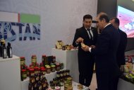 Turkmenabat'ta Özbek ürünlerinin ulusal sergisi yapıldı