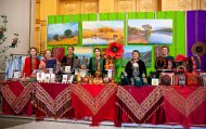 Turkmen fashion and products of entrepreneurs at the last exhibition UIET-2024