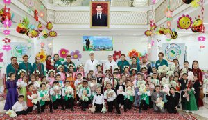 Gifts were presented to patients of the Children's Center in Arkadag on behalf of the leadership of Turkmenistan