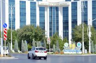 Fotoreportaž: Aşgabat Türkmenistanyň Garaşsyzlyk baýramyna taýýarlanýar