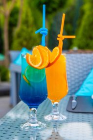 Summer terrace Altyn Paradise Garden awaits guests