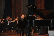 Photo report: Piano concert by Italian Roberto Prosseda in Ashgabat