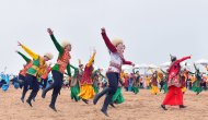 Fotoreportaž: Türkmenistanda Halkara Nowruz baýramy giňden bellenildi