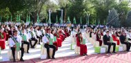  Fotoreportaž: Türkmenistanyň Döwlet Sirkiniň meýdançasynda «Soňky jaň» konserti geçirildi