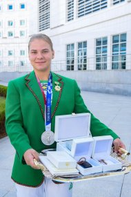 Photoreport from the Ceremony of presenting government awards to the silver medalist of the Tokyo Olympics Polina Guryeva and her coaches