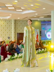 A show of women's clothing from leading national designers took place at the Ashgabat Fashion House