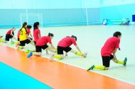 Photo report: Teams from Ashgabat and Ahal played in the final of the Futsal Cup of Turkmenistan among women's teams